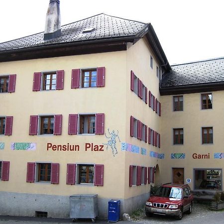 Pensiun Garni Plaz Hotel Скуол Екстериор снимка