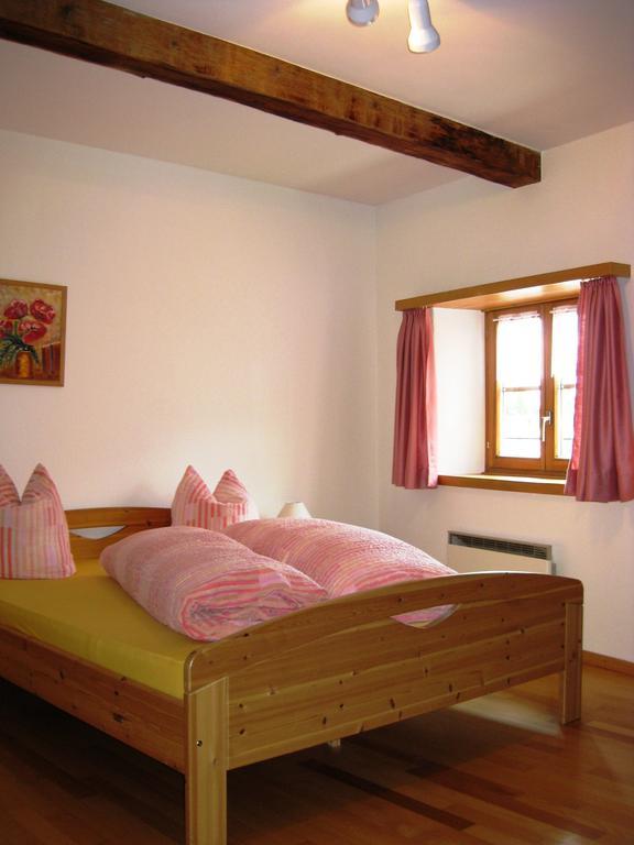Pensiun Garni Plaz Hotel Скуол Стая снимка