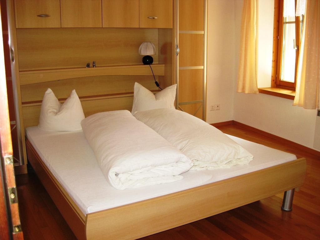 Pensiun Garni Plaz Hotel Скуол Екстериор снимка